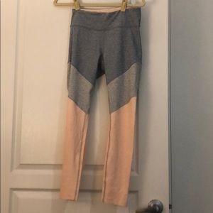 outdoor voices 7/8 leggings NWT